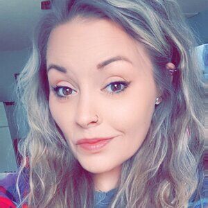 Meet your Posher, Alissa